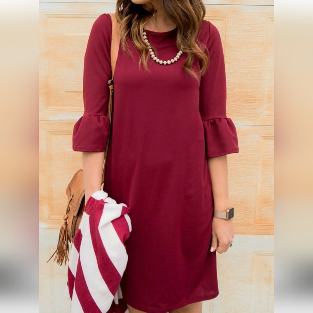 Emberly maroon flutter sleeve sheath dress. Medium
